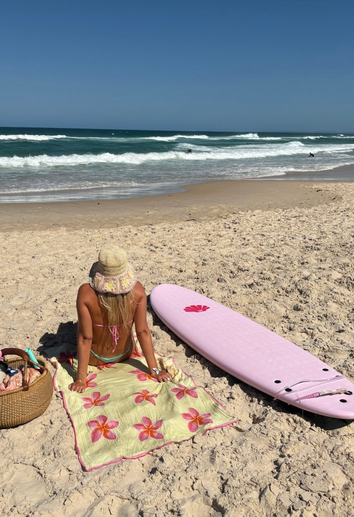Summer vibes x Seaside Ave limited edition Mini Mal 8' Softboard – Pink Blue