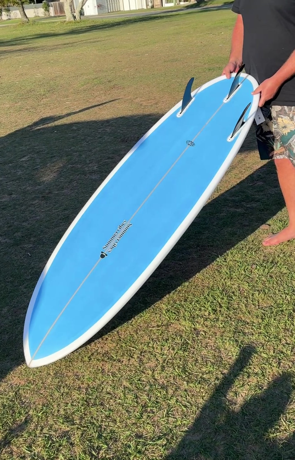 Summer vibes Discus Egg Round Tail Surfboard - White Blue